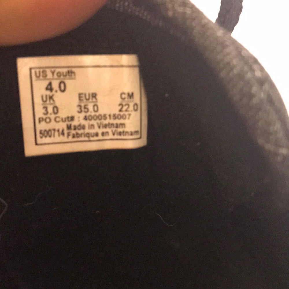 Vans - Picture 7 of 7